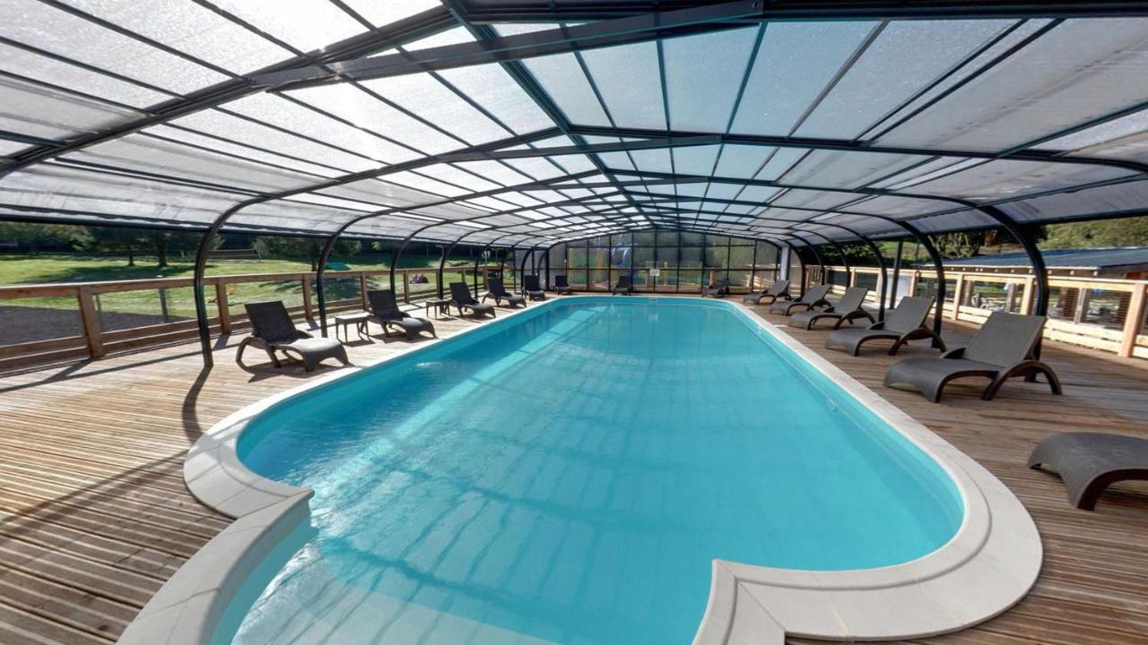 Camping Les Vernieres La Bourboule Sancy エクステリア 写真