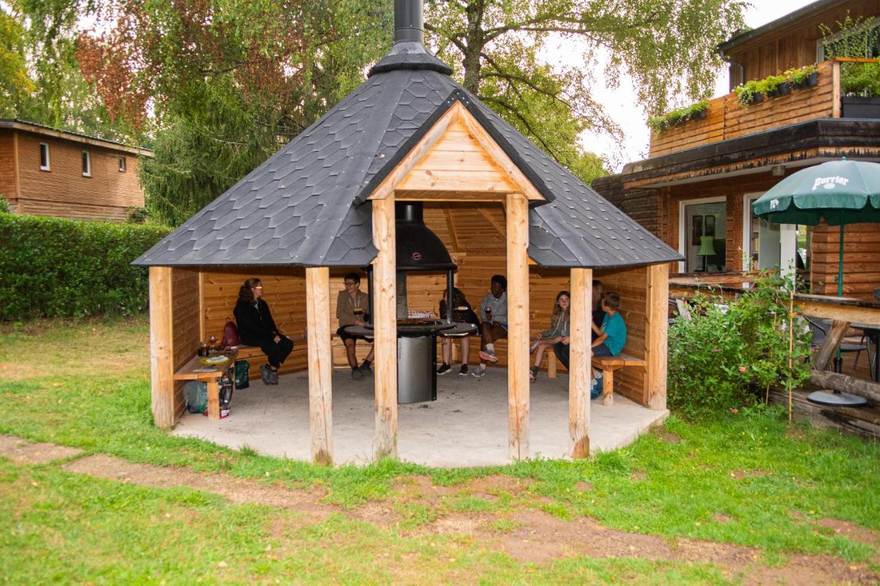 Camping Les Vernieres La Bourboule Sancy エクステリア 写真