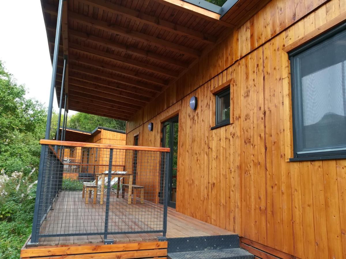 Camping Les Vernieres La Bourboule Sancy エクステリア 写真