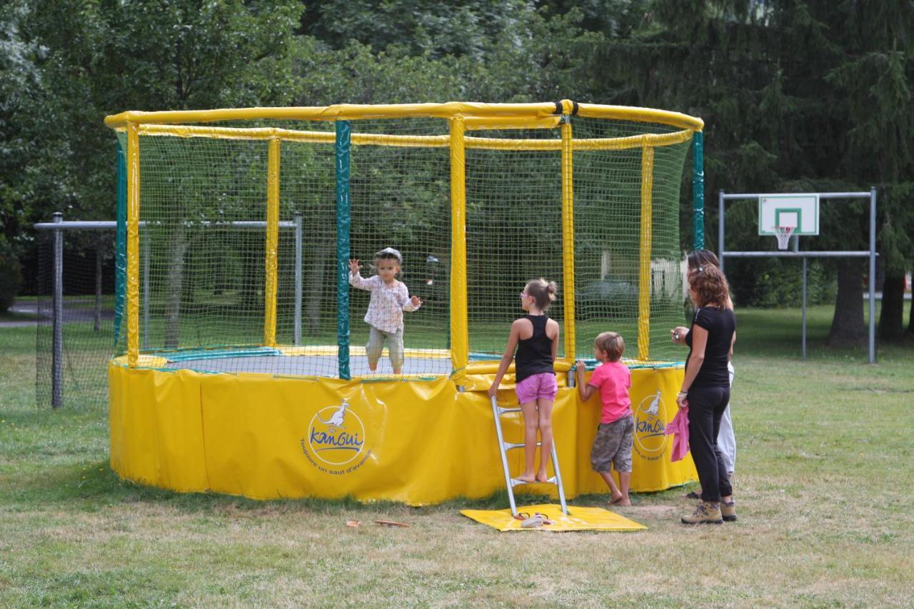 Camping Les Vernieres La Bourboule Sancy エクステリア 写真
