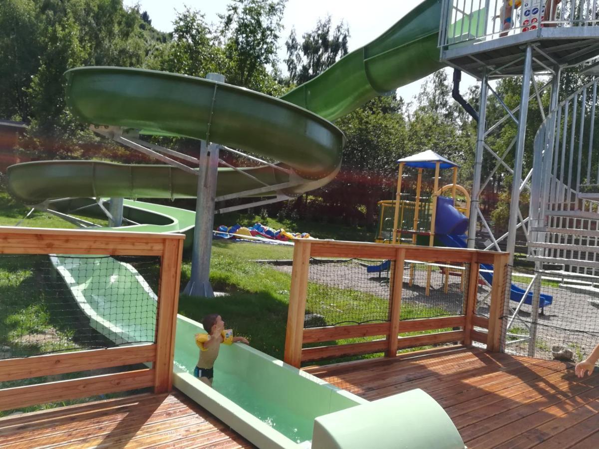 Camping Les Vernieres La Bourboule Sancy エクステリア 写真