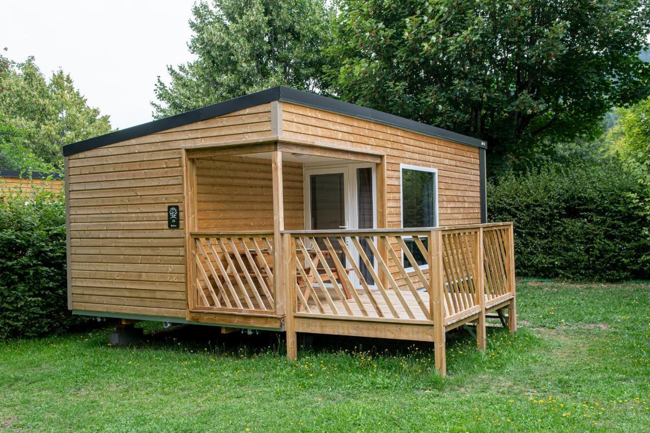 Camping Les Vernieres La Bourboule Sancy エクステリア 写真