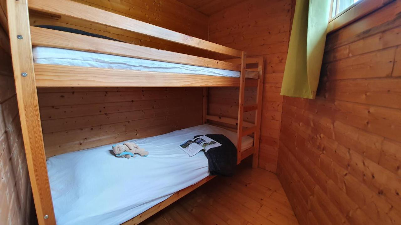 Camping Les Vernieres La Bourboule Sancy エクステリア 写真